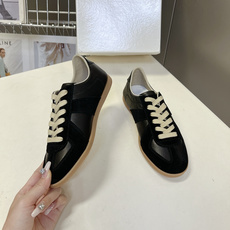 Maison Margiela Replica马吉拉春夏最新款德训鞋超多明星网红种草 这双鞋正是时尚圈经 Maison Margiela Replica马吉拉春夏最新款德训鞋超多明星网红种草 这双鞋正是时尚圈经