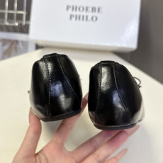 Phoebephilo春夏最新款法式油蜡皮蝴蝶结芭蕾平底鞋超多明星网红种草 近年大火的复古慵懒风鞋款 圆 Phoebephilo春夏最新款法式油蜡皮蝴蝶结芭蕾平底鞋超多明星网红种草 近年大火的复古慵懒风鞋款 圆