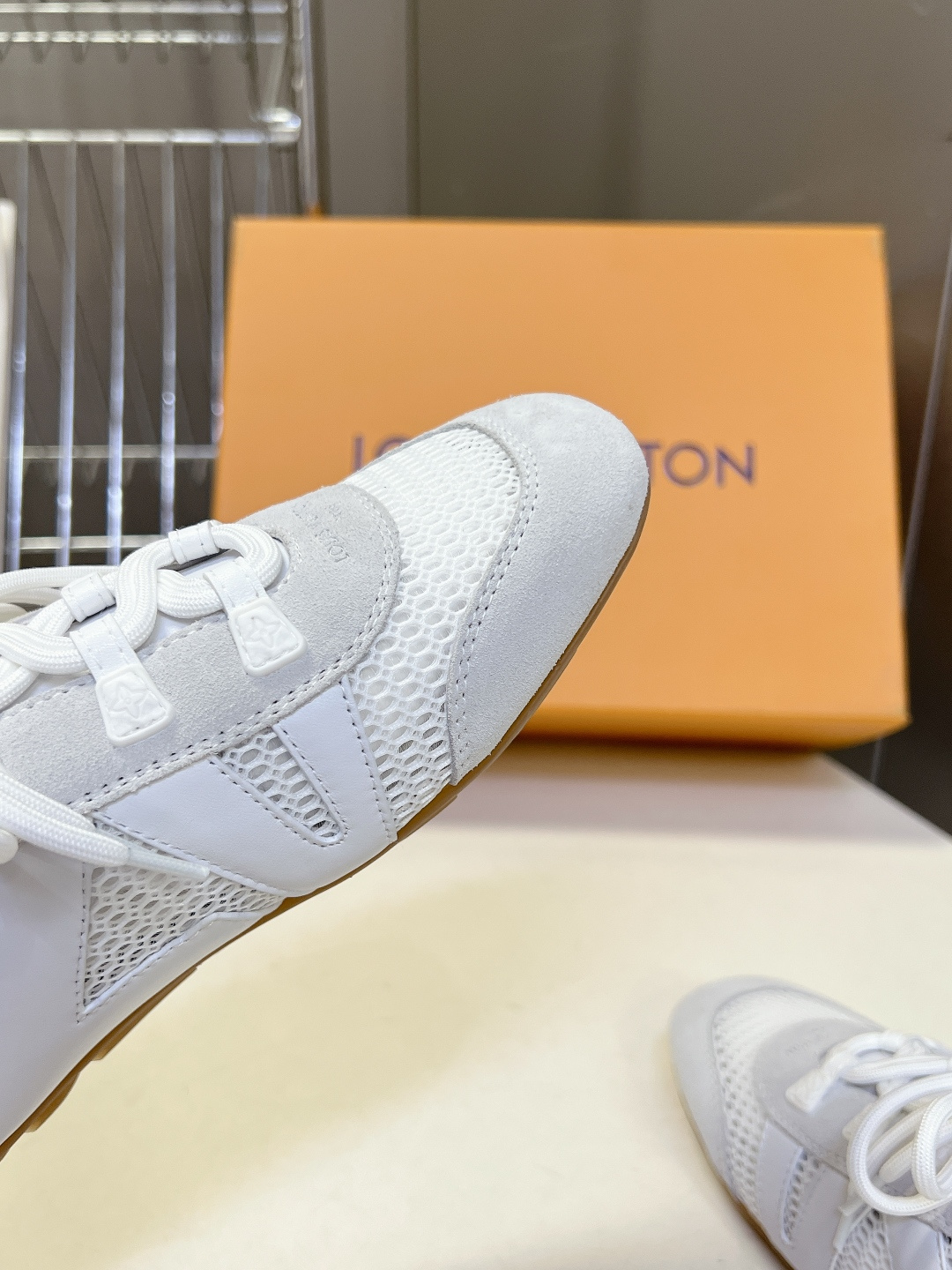 LV Style Leather Women's Shoes Women's Shoes Women's Shoes detail image 7 from source 786075