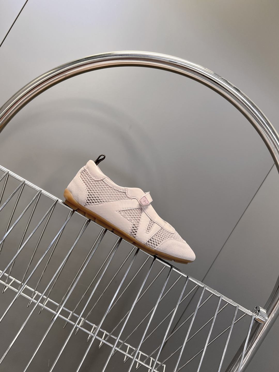 LV Style Leather Women's Shoes Women's Shoes Women's Shoes detail image 5 from source 786069