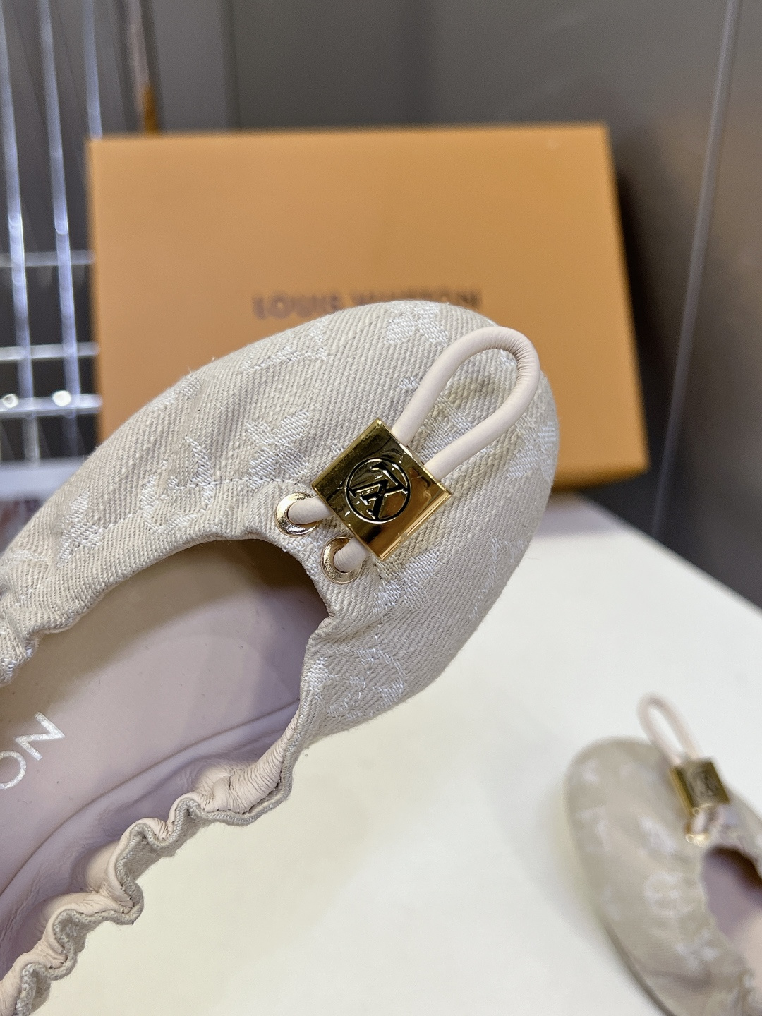 LV Style Women's Shoes Women's Shoes Women's Shoes detail image 7 from source 786067