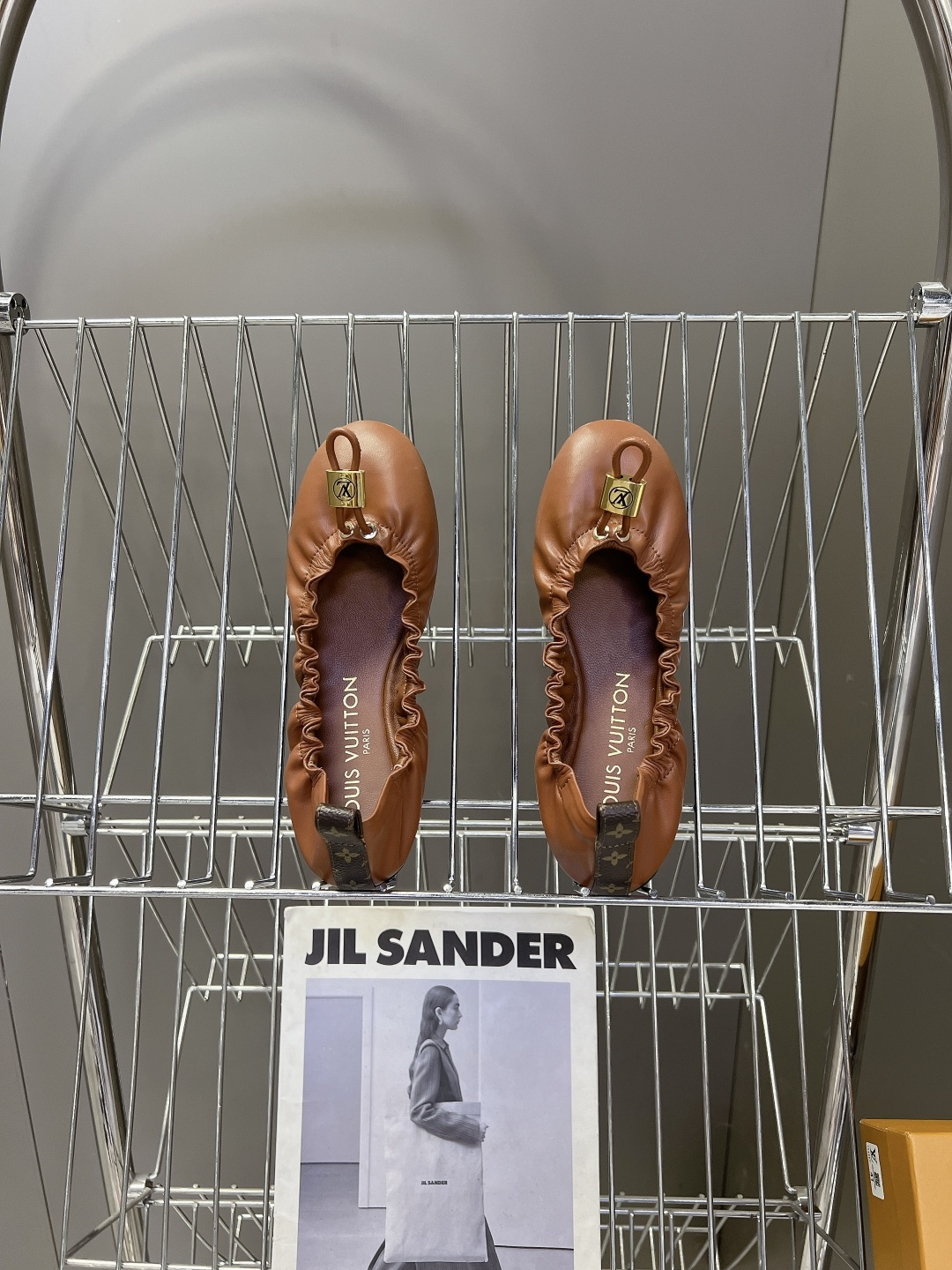 LV Style Women's Shoes Women's Shoes Women's Shoes detail image 6 from source 786065
