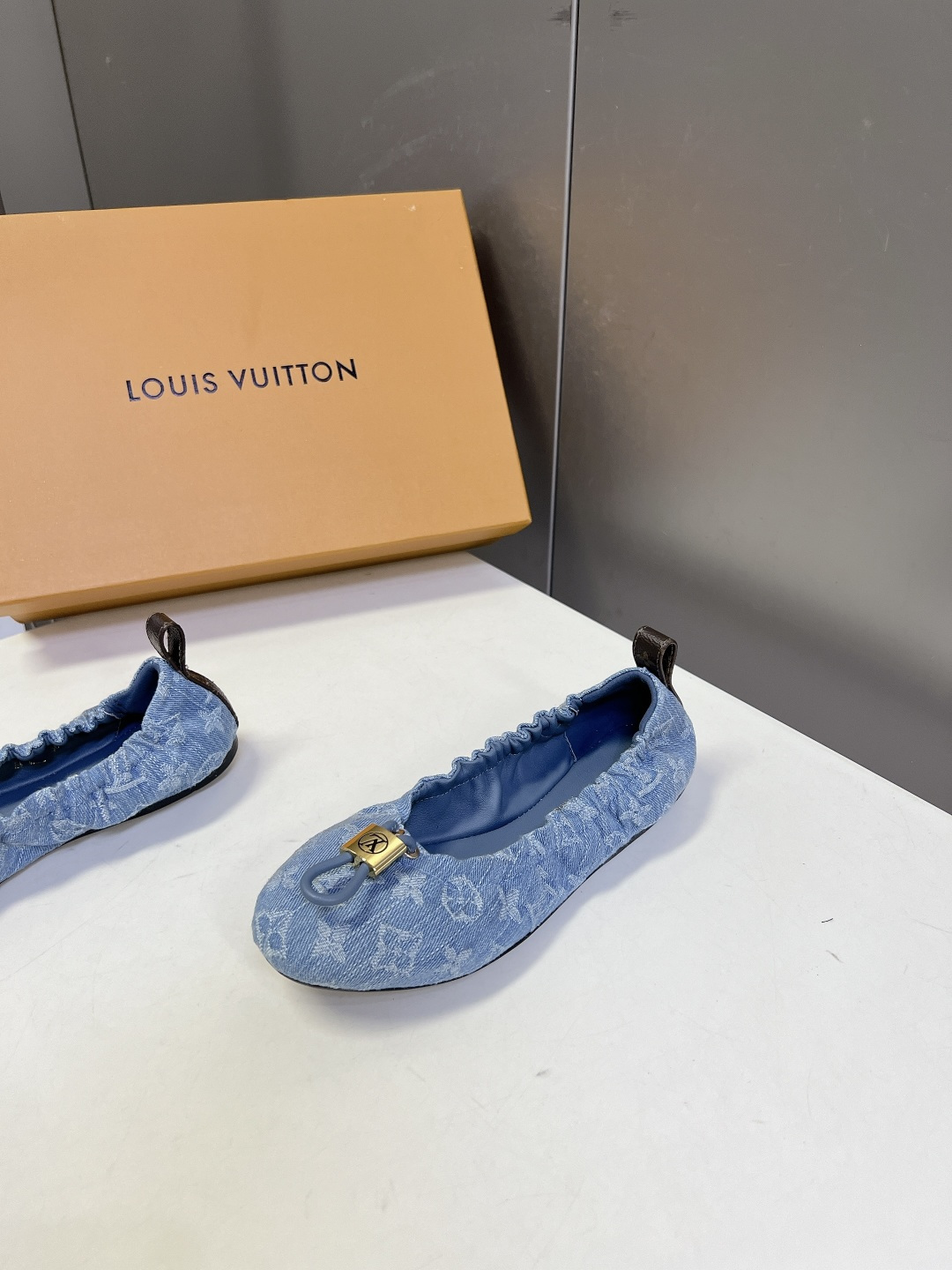 LV Style Women's Shoes Women's Shoes Women's Shoes detail image 3 from source 786066