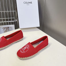 CELINE思琳MAISON系列春夏最新款帆布渔夫鞋超多明星网红种草 鞋头印有“MAISON CELIN CELINE思琳MAISON系列春夏最新款帆布渔夫鞋超多明星网红种草 鞋头印有“MAISON CELIN