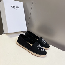 CELINE思琳MAISON系列春夏最新款帆布渔夫鞋超多明星网红种草 鞋头印有“MAISON CELIN CELINE思琳MAISON系列春夏最新款帆布渔夫鞋超多明星网红种草 鞋头印有“MAISON CELIN