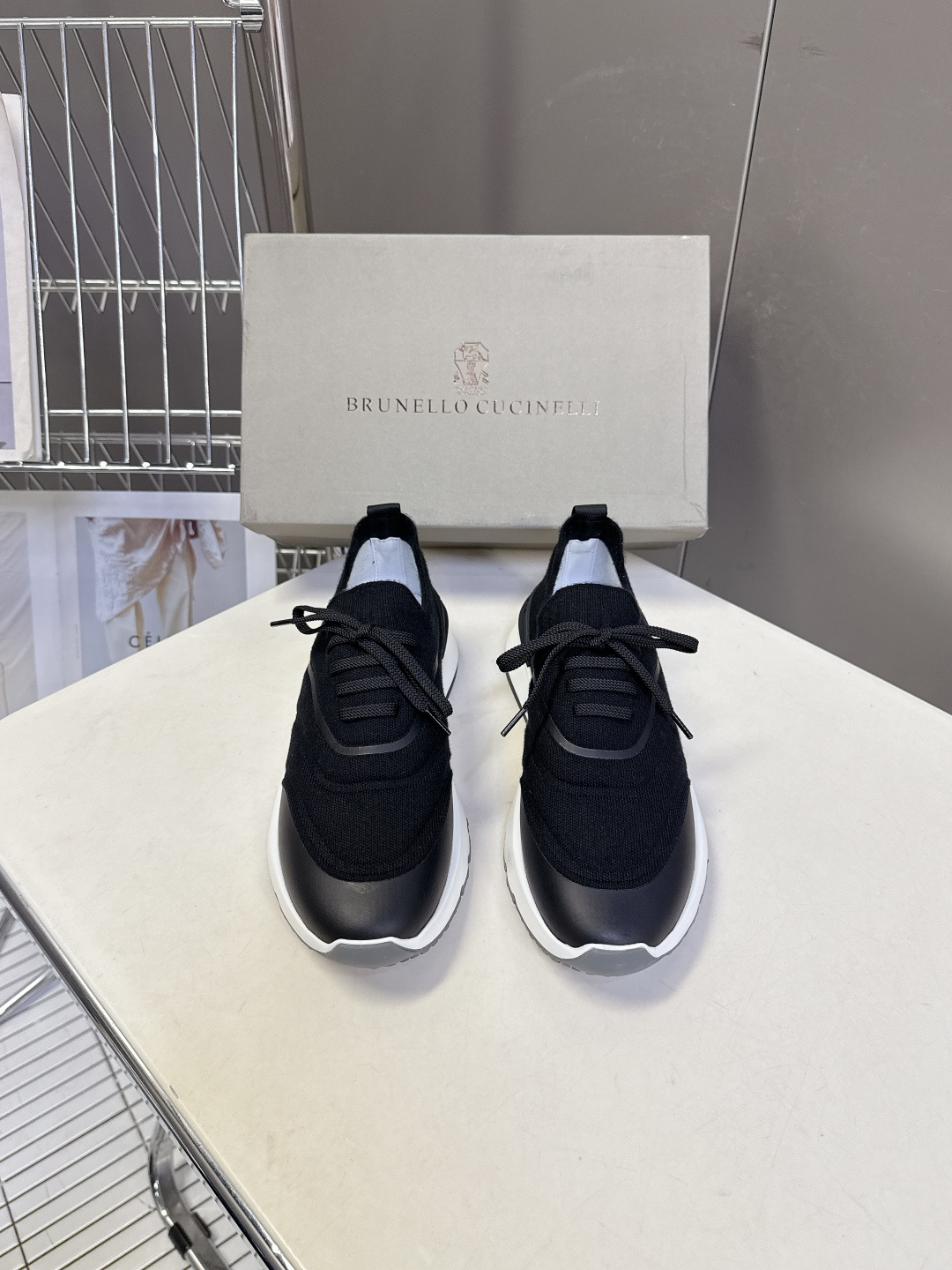 Brunello Cucinelli春夏最新款针织休闲运动鞋超多明星网红种草 这类运动鞋也是品牌的热门单