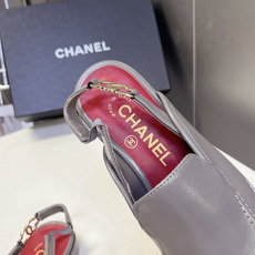 CHANEL香奈儿经典后绊带乐福穆勒鞋超多明星网红种草 这是香奈儿经典Slingback后空乐福穆勒平底 CHANEL香奈儿经典后绊带乐福穆勒鞋超多明星网红种草 这是香奈儿经典Slingback后空乐福穆勒平底