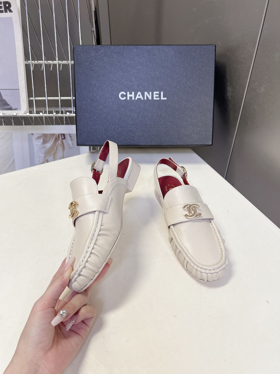 Chanel Style Leather Women's Shoes Women's Shoes Women's Shoes detail image 4 from source 786031