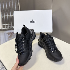 ALO Yoga Trail 春夏最新款户外越野休闲鞋 运动鞋超多明星网红种草 这款是Alo Yoga( ALO Yoga Trail 春夏最新款户外越野休闲鞋 运动鞋超多明星网红种草 这款是Alo Yoga(