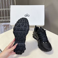 ALO Yoga Trail 春夏最新款户外越野休闲鞋 运动鞋超多明星网红种草 这款是Alo Yoga( ALO Yoga Trail 春夏最新款户外越野休闲鞋 运动鞋超多明星网红种草 这款是Alo Yoga(
