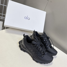 ALO Yoga Trail 春夏最新款户外越野休闲鞋 运动鞋超多明星网红种草 这款是Alo Yoga( ALO Yoga Trail 春夏最新款户外越野休闲鞋 运动鞋超多明星网红种草 这款是Alo Yoga(