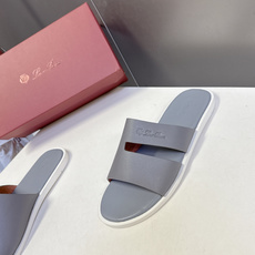 Loro Piana诺悠翩雅春夏最新款H型镂空一字凉拖 这是Loro Piana经典H-cut镂空植鞣牛 Loro Piana诺悠翩雅春夏最新款H型镂空一字凉拖 这是Loro Piana经典H-cut镂空植鞣牛
