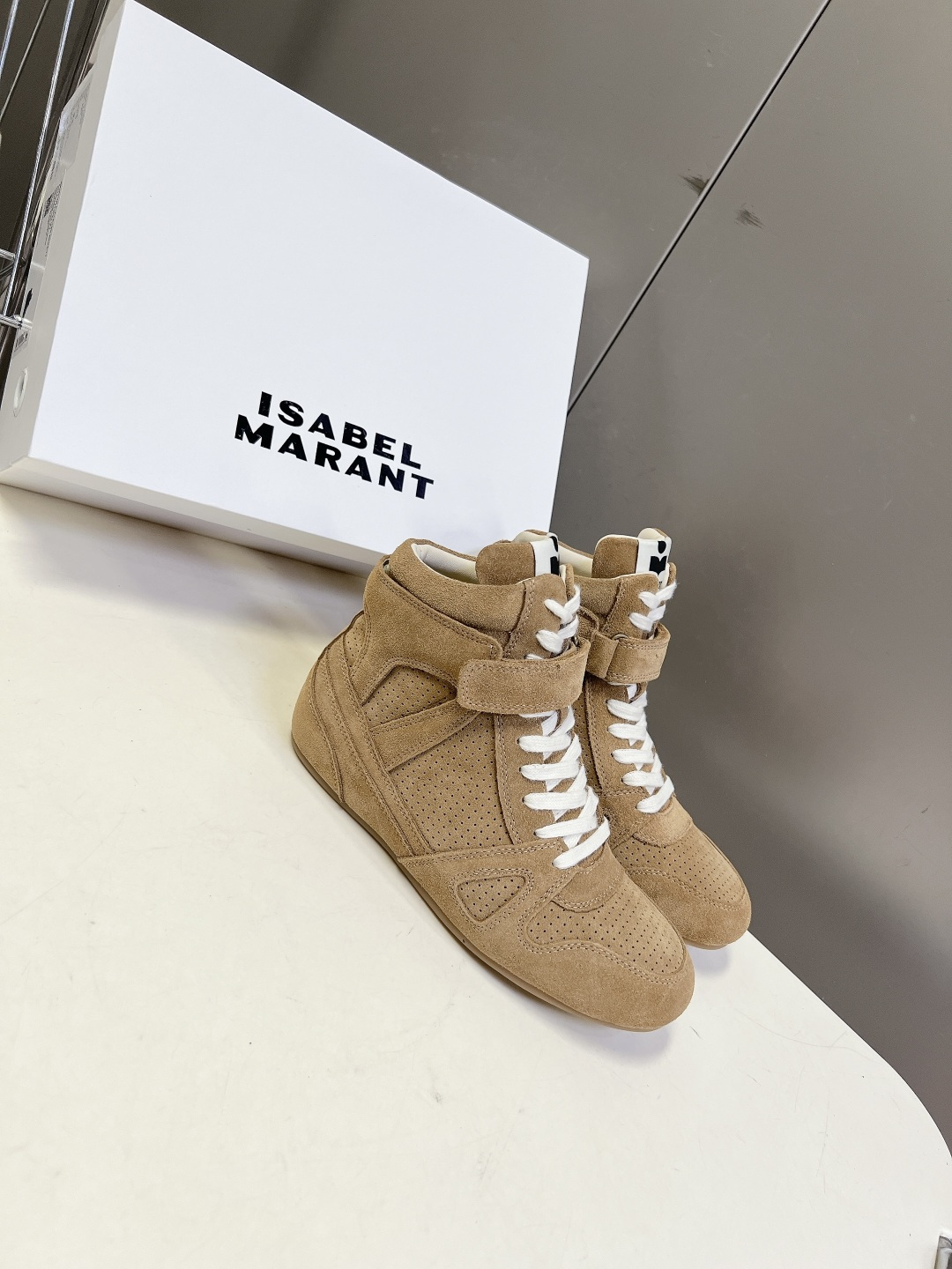Isabel Marant 伊莎贝尔麂皮内增高魔术贴高帮休闲鞋超多明星网红种草 品牌经典爆款内增高高帮运