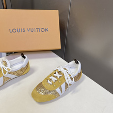Louis Vuitton路易威登最新款亮片芭蕾德训平底鞋超多明星网红种草 春夏女士芭蕾风德训休闲鞋 融 Louis Vuitton路易威登最新款亮片芭蕾德训平底鞋超多明星网红种草 春夏女士芭蕾风德训休闲鞋 融