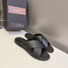 ZEGNA杰尼亚春夏最新款老钱风交叉带休闲皮拖超多明星网红种草 属于杰尼亚男士轻奢极简风夏日凉拖系列 依 ZEGNA杰尼亚春夏最新款老钱风交叉带休闲皮拖超多明星网红种草 属于杰尼亚男士轻奢极简风夏日凉拖系列 依