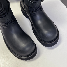 男➕20 Balenciaga巴黎世家25FW毒液Venom情侣款单扣绑带机车靴 请认准高版本 这款靴 男➕20 Balenciaga巴黎世家25FW毒液Venom情侣款单扣绑带机车靴 请认准高版本 这款靴
