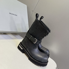 男➕20 Balenciaga巴黎世家25FW毒液Venom情侣款单扣绑带机车靴 请认准高版本 这款靴 男➕20 Balenciaga巴黎世家25FW毒液Venom情侣款单扣绑带机车靴 请认准高版本 这款靴