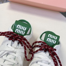 Miu Miu缪缪最新款彩色鞋带厚底小白鞋 德训鞋 超多明星网红种草当下最流行的缪系少女风穿搭 鞋面进口小牛皮 内里混 Miu Miu缪缪最新款彩色鞋带厚底小白鞋 德训鞋 超多明星网红种草当下最流行的缪系少女风穿搭 鞋面进口小牛皮 内里混