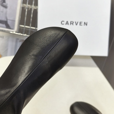 CARVEN秋冬最新款极简风弹力平底高筒瘦瘦靴 超多明星网红种草 属于CARVEN法式极简秋冬主力靴款 延续中筒靴同款中 CARVEN秋冬最新款极简风弹力平底高筒瘦瘦靴 超多明星网红种草 属于CARVEN法式极简秋冬主力靴款 延续中筒靴同款中