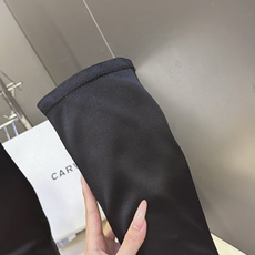 CARVEN秋冬最新款极简风弹力平底高筒瘦瘦靴 超多明星网红种草 属于CARVEN法式极简秋冬主力靴款 延续中筒靴同款中 CARVEN秋冬最新款极简风弹力平底高筒瘦瘦靴 超多明星网红种草 属于CARVEN法式极简秋冬主力靴款 延续中筒靴同款中