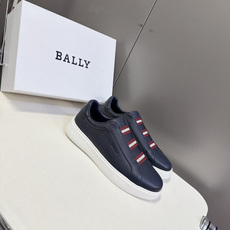 BALLY巴利最新款红白织带一脚蹬休闲板鞋 超多明星网红种草 鞋身正面三段式红白相间弹力织带 是BALLY百年标志性条纹 BALLY巴利最新款红白织带一脚蹬休闲板鞋 超多明星网红种草 鞋身正面三段式红白相间弹力织带 是BALLY百年标志性条纹