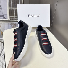 BALLY巴利最新款红白织带一脚蹬休闲板鞋 超多明星网红种草 鞋身正面三段式红白相间弹力织带 是BALLY百年标志性条纹 BALLY巴利最新款红白织带一脚蹬休闲板鞋 超多明星网红种草 鞋身正面三段式红白相间弹力织带 是BALLY百年标志性条纹