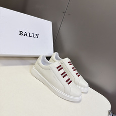 BALLY巴利最新款红白织带一脚蹬休闲板鞋 超多明星网红种草 鞋身正面三段式红白相间弹力织带 是BALLY百年标志性条纹 BALLY巴利最新款红白织带一脚蹬休闲板鞋 超多明星网红种草 鞋身正面三段式红白相间弹力织带 是BALLY百年标志性条纹