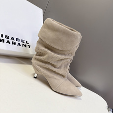 Isabel Marant伊莎贝尔最新款Lomero翻领褶皱细跟短靴 超多明星网红种草 品牌标志性法式慵懒风堆褶短靴 主 Isabel Marant伊莎贝尔最新款Lomero翻领褶皱细跟短靴 超多明星网红种草 品牌标志性法式慵懒风堆褶短靴 主