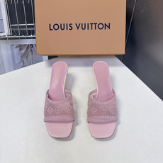 Louis Vuitton路易威登夏季女士网纱刺绣猫跟凉拖 Louis Vuitton路易威登夏季女士网纱刺绣猫跟凉拖