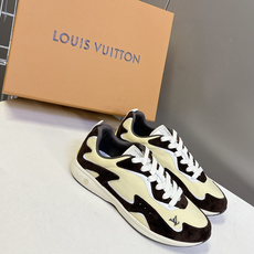 Louis Vuitton 路易威登最新款复古拼色慢跑运动鞋 超多明星网红种草 流线型低帮慢跑鞋版型 波浪形拼接裁片 Louis Vuitton 路易威登最新款复古拼色慢跑运动鞋 超多明星网红种草 流线型低帮慢跑鞋版型 波浪形拼接裁片