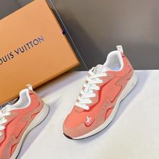Louis Vuitton 路易威登最新款复古拼色慢跑运动鞋 超多明星网红种草 流线型低帮慢跑鞋版型 波浪形拼接裁片 Louis Vuitton 路易威登最新款复古拼色慢跑运动鞋 超多明星网红种草 流线型低帮慢跑鞋版型 波浪形拼接裁片