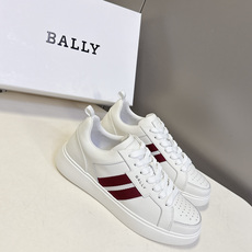 BALLY巴利最新款经典条纹休闲板鞋 超多明星网红种草 品牌标志性织带条纹侧边双道织带是Bally经典识别符号 复古辨识 BALLY巴利最新款经典条纹休闲板鞋 超多明星网红种草 品牌标志性织带条纹侧边双道织带是Bally经典识别符号 复古辨识