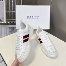 BALLY巴利最新款经典条纹休闲板鞋 超多明星网红种草 品牌标志性织带条纹侧边双道织带是Bally经典识别符号 复古辨识 BALLY巴利最新款经典条纹休闲板鞋 超多明星网红种草 品牌标志性织带条纹侧边双道织带是Bally经典识别符号 复古辨识