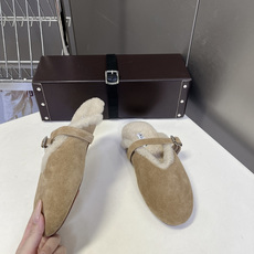 ALAÏA阿莱亚秋冬最新款羊羔毛穆勒半拖 超多明星网红种草 鞋口外翻毛绒 内里铺满羊毛 上脚软糯锁温 鞋面麂皮哑光无大l ALAÏA阿莱亚秋冬最新款羊羔毛穆勒半拖 超多明星网红种草 鞋口外翻毛绒 内里铺满羊毛 上脚软糯锁温 鞋面麂皮哑光无大l