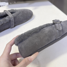 ALAÏA阿莱亚秋冬最新款羊羔绒衬里麂皮玛丽珍平底鞋 超多明星网红种草 低调轻奢“quiet‑luxury静奢风”秋冬芭 ALAÏA阿莱亚秋冬最新款羊羔绒衬里麂皮玛丽珍平底鞋 超多明星网红种草 低调轻奢“quiet‑luxury静奢风”秋冬芭