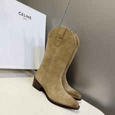 CELINE思琳最新款西部刺绣中筒牛仔靴 超多明星网红种草 经典美式牛仔中筒靴 极简复古风 属于品牌秋冬常青款 西部靴轮 CELINE思琳最新款西部刺绣中筒牛仔靴 超多明星网红种草 经典美式牛仔中筒靴 极简复古风 属于品牌秋冬常青款 西部靴轮