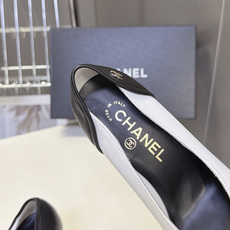 CHANEL香奈儿最新款后跟拼色尖头细跟高跟鞋 超多明星网红种草 轻奢通勤尖头单鞋 属于低调高级的职场礼服两用款鞋身纯色 CHANEL香奈儿最新款后跟拼色尖头细跟高跟鞋 超多明星网红种草 轻奢通勤尖头单鞋 属于低调高级的职场礼服两用款鞋身纯色