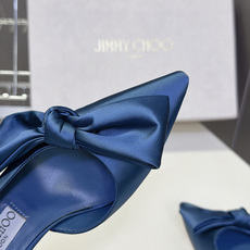Jimmy Choo吉米周最新款蝴蝶结侧空尖头高跟鞋 超多明星网红种草 鞋头打结蝴蝶结缎面光泽高级 兼顾甜美与贵气 侧空 Jimmy Choo吉米周最新款蝴蝶结侧空尖头高跟鞋 超多明星网红种草 鞋头打结蝴蝶结缎面光泽高级 兼顾甜美与贵气 侧空