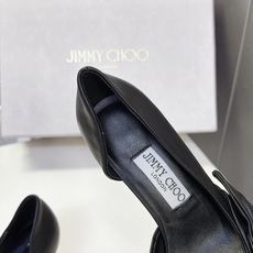 Jimmy Choo吉米周最新款蝴蝶结侧空尖头高跟鞋 超多明星网红种草 鞋头打结蝴蝶结缎面光泽高级 兼顾甜美与贵气 侧空 Jimmy Choo吉米周最新款蝴蝶结侧空尖头高跟鞋 超多明星网红种草 鞋头打结蝴蝶结缎面光泽高级 兼顾甜美与贵气 侧空