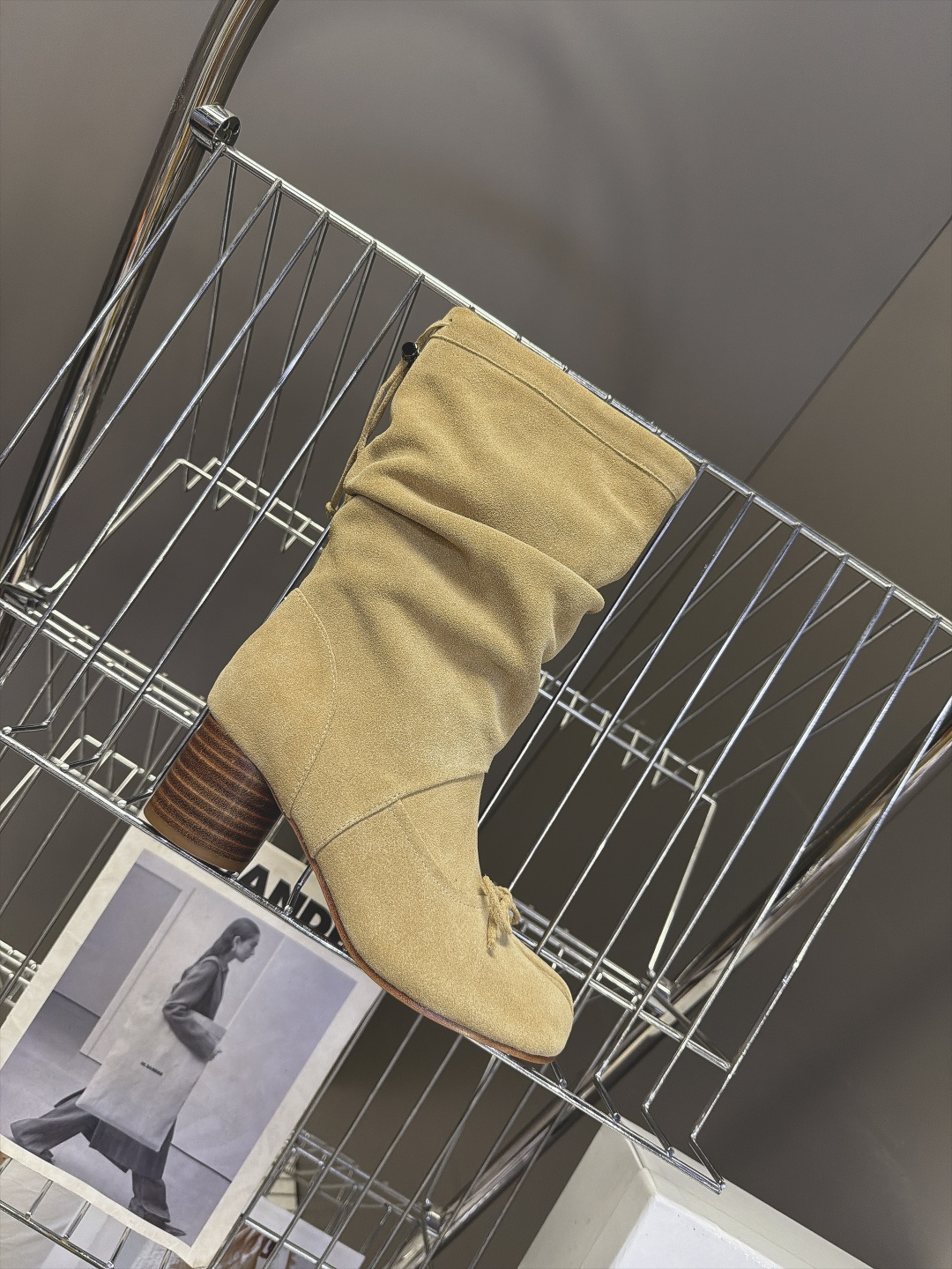 Maison Margiela 马吉拉最新款Tabi蝴蝶结堆堆中筒靴 超多明星网红种草 经典Tabi分趾鞋头 鞋头点缀小