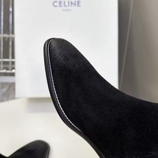 Celine思琳最新款复古做旧切尔西短靴 超多明星网红种草 法式复古美拉德穿搭 简约西部风切尔西靴型 偏柔和方头 靴身两 Celine思琳最新款复古做旧切尔西短靴 超多明星网红种草 法式复古美拉德穿搭 简约西部风切尔西靴型 偏柔和方头 靴身两
