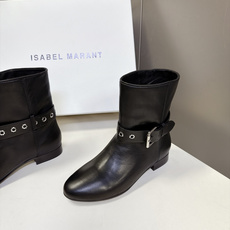Isabel Marant伊莎贝尔最新款铆钉扣带短筒西部靴 超多明星网红种草 全鞋采用软糯反绒麂皮 绒面质感细腻 复古氛 Isabel Marant伊莎贝尔最新款铆钉扣带短筒西部靴 超多明星网红种草 全鞋采用软糯反绒麂皮 绒面质感细腻 复古氛