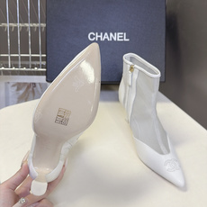 CHANEL香奈儿最新款网纱全皮拼接刺绣尖头短靴 超多明星网红种草 秋冬精致通勤款 利落尖头搭配复古喇叭小猫跟 跟高7C CHANEL香奈儿最新款网纱全皮拼接刺绣尖头短靴 超多明星网红种草 秋冬精致通勤款 利落尖头搭配复古喇叭小猫跟 跟高7C