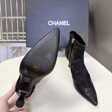 CHANEL香奈儿最新款网纱全皮拼接刺绣尖头短靴 超多明星网红种草 秋冬精致通勤款 利落尖头搭配复古喇叭小猫跟 跟高7C CHANEL香奈儿最新款网纱全皮拼接刺绣尖头短靴 超多明星网红种草 秋冬精致通勤款 利落尖头搭配复古喇叭小猫跟 跟高7C