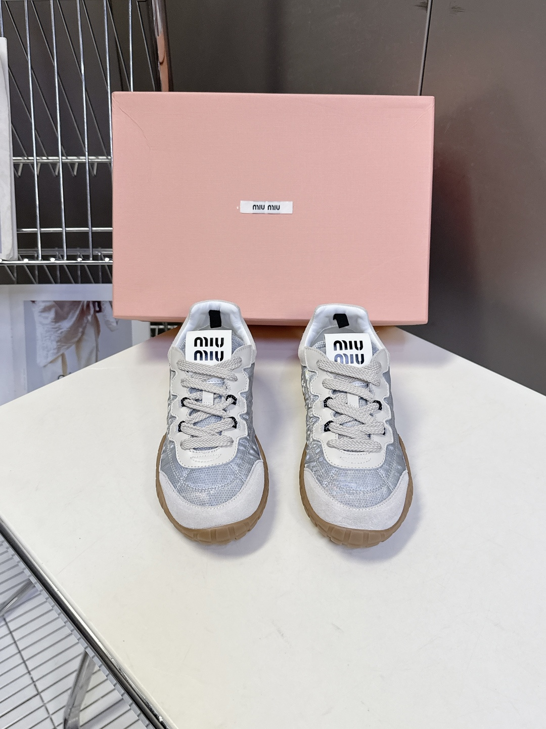 MiuMiu缪缪春夏秀款 饼干鞋 阿甘鞋休闲运动鞋 专柜8900购入开发 miumiu最新爆款 前卫大胆的设计,Miu MiuMiu缪缪春夏秀款 饼干鞋 阿甘鞋休闲运动鞋 专柜8900购入开发 miumiu最新爆款 前卫大胆的设计,Miu