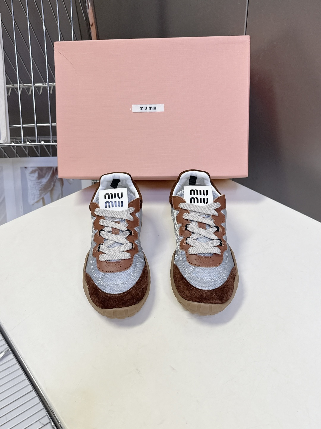 MiuMiu缪缪春夏秀款 饼干鞋 阿甘鞋休闲运动鞋 专柜8900购入开发 miumiu最新爆款 前卫大胆的设计,Miu MiuMiu缪缪春夏秀款 饼干鞋 阿甘鞋休闲运动鞋 专柜8900购入开发 miumiu最新爆款 前卫大胆的设计,Miu