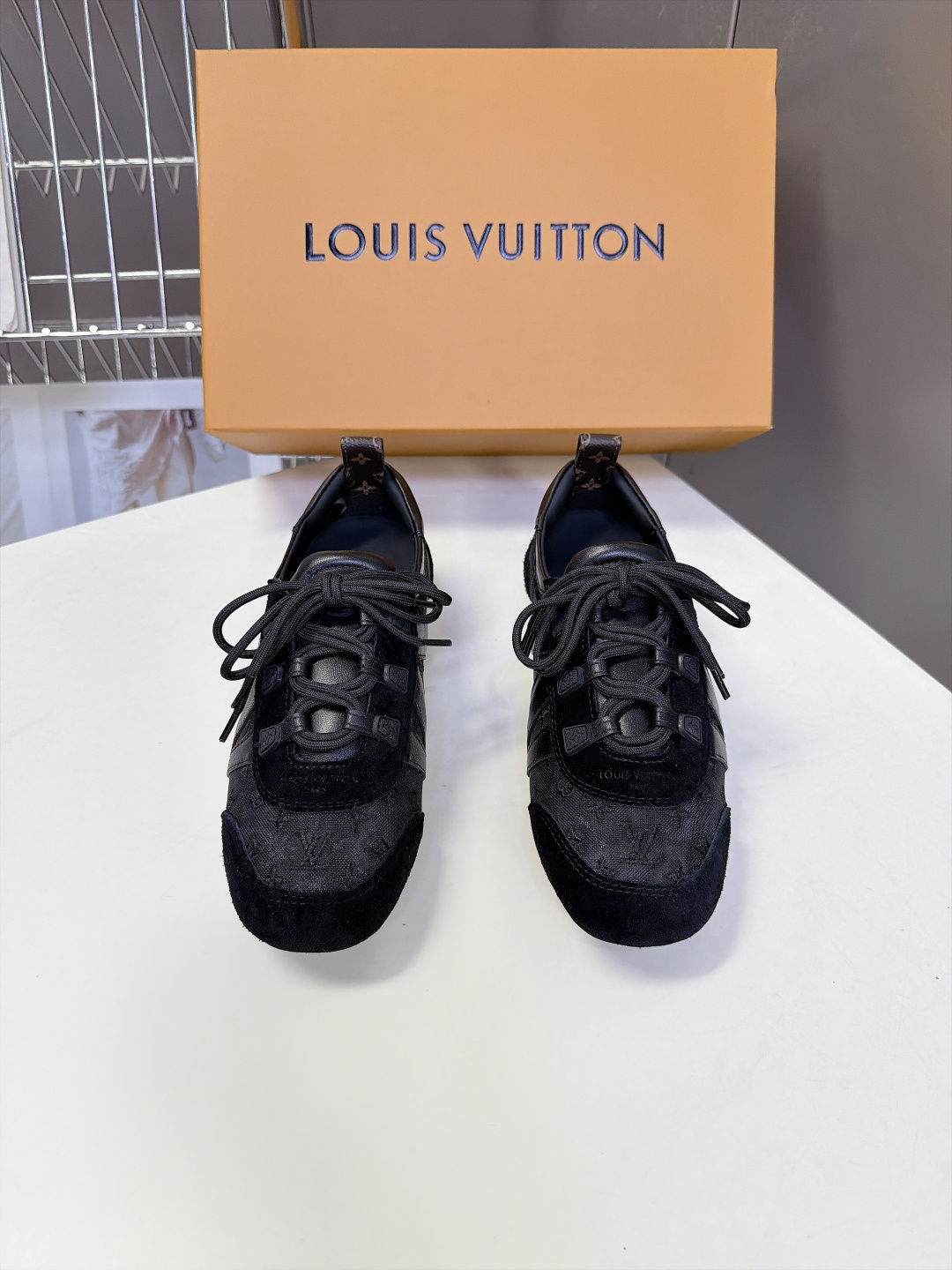 Louis Vuitton路易威登驴牌春夏Sneakerina系列 芭蕾运动鞋 德训鞋 平底鞋 原版三对购入开发完美复刻 Louis Vuitton路易威登驴牌春夏Sneakerina系列 芭蕾运动鞋 德训鞋 平底鞋 原版三对购入开发完美复刻