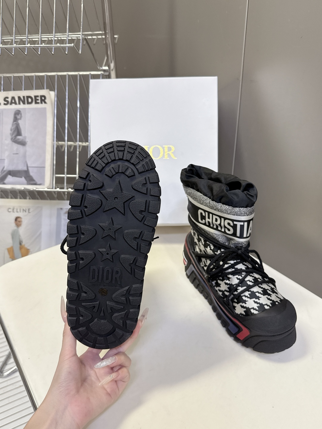 Dior迪奥秋冬最新款阿尔卑斯户外短靴滑雪鞋 超多明星网红种草 复古滑雪风户外靴 高辨识度针织提花靴筒 环绕式CHRIS