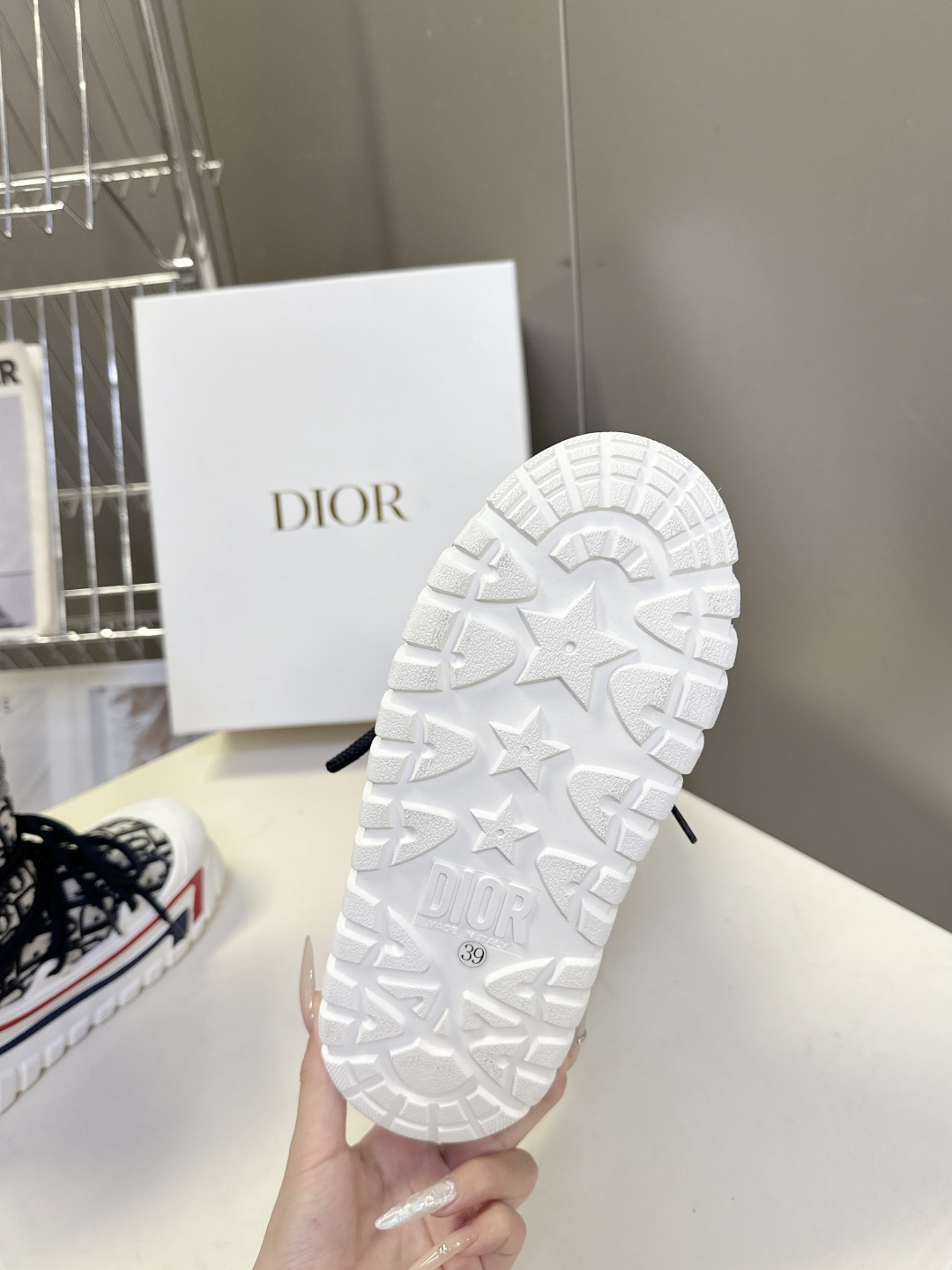 Dior迪奥秋冬最新款阿尔卑斯户外短靴滑雪鞋 超多明星网红种草 复古滑雪风户外靴 高辨识度针织提花靴筒 环绕式CHRIS