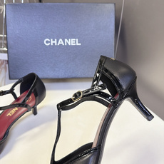 Chanel香奈儿最新款T字带拼色玛丽珍高跟 超多明星网红种草 香家复古T字带玛丽珍 经典方头+漆皮撞色鞋头 T型细绑带 Chanel香奈儿最新款T字带拼色玛丽珍高跟 超多明星网红种草 香家复古T字带玛丽珍 经典方头+漆皮撞色鞋头 T型细绑带